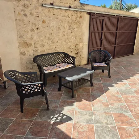 La Casita Del Arco De San Andres Holiday home