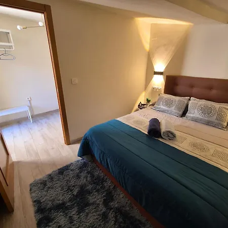 La Casita Del Arco De San Andres * Trujillo